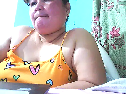 Snapshot of xsweetlover69x chatting on 07.09.26 xsweetlover69x online show from 07.09.26