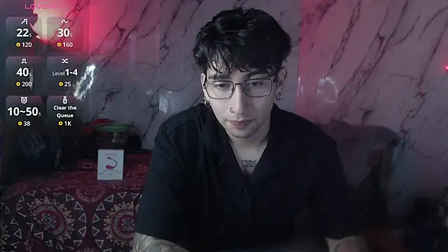 Snapshot of Adrian_Kane chatting on 05.26.26 Adrian Kane online show from 05.26.26