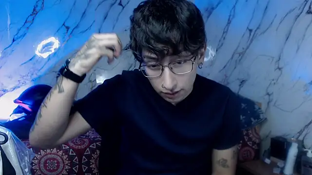 Snapshot of Adrian_Kane chatting on 06.20.26 Adrian Kane online show from 06.20.26