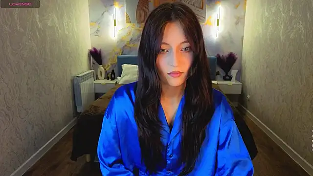 Tracey Gill online show from 05.24.26