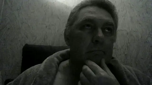 Snapshot of edje59a chatting on 02.11.26 edje59a online show from 02.11.26