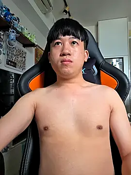 Snapshot of Asianboy_23 chatting on 07.27.26 Asianboy 23 online show from 07.27.26