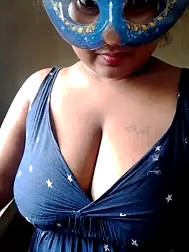 Snapshot of Rishwana77 chatting on 06.22.26 Rishwana77 online show from 06.22.26