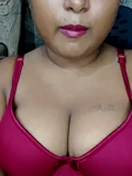 Snapshot of Rishwana77 chatting on 07.13.26 Rishwana77 online show from 07.13.26