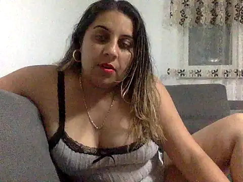 Snapshot of Antoniasweet chatting on 05.11.26 Antoniasweet online show from 05.11.26
