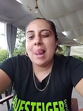Snapshot of Antoniasweet chatting on 06.22.26 Antoniasweet online show from 06.22.26