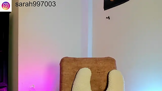 Snapshot of Mialux_xxx chatting on 05.28.26 Mialux xxx online show from 05.28.26