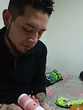 Snapshot of jack_cherry_pieoficial chatting on 05.19.26 jack cherry pieoficial online show from 05.19.26