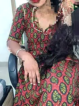 Snapshot of saina_baby chatting on 05.29.26 saina baby online show from 05.29.26