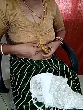 Snapshot of saina_baby chatting on 06.16.26 saina baby online show from 06.16.26