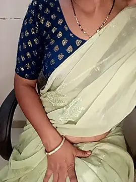 Snapshot of saina_baby chatting on 06.19.26 saina baby online show from 06.19.26