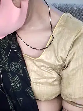 Snapshot of saina_baby chatting on 06.28.26 saina baby online show from 06.28.26