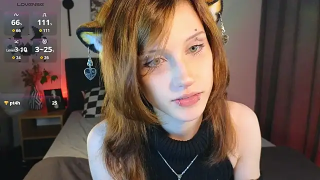 Snapshot of vampi_queen chatting on 05.23.26 vampi queen online show from 05.23.26