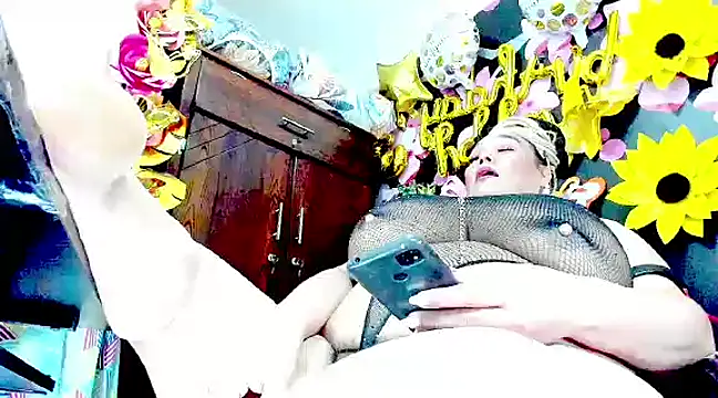 DirtyKhloy online show from 03.02.25