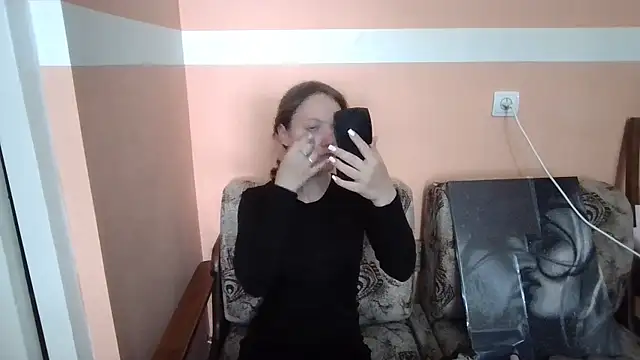 Snapshot of JulianeHedgpeth chatting on 05.29.26 JulianeHedgpeth online show from 05.29.26