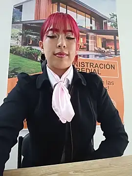 Snapshot of JULIETH__05 chatting on 05.19.26 JULIETH 05 online show from 05.19.26
