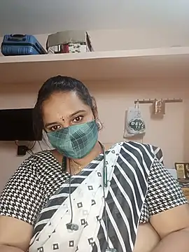 pirainilla online show from 07.05.26