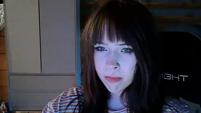 Snapshot of NoirEva chatting on 05.22.26 NoirEva online show from 05.22.26