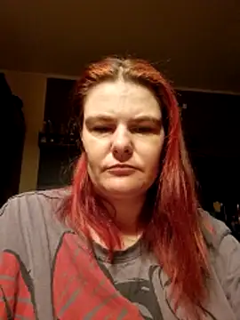 Snapshot of ReadHeardWifee chatting on 05.15.26 ReadHeardWifee online show from 05.15.26