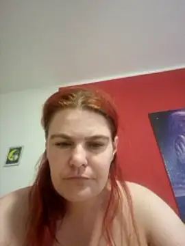 Snapshot of ReadHeardWifee chatting on 05.23.26 ReadHeardWifee online show from 05.23.26