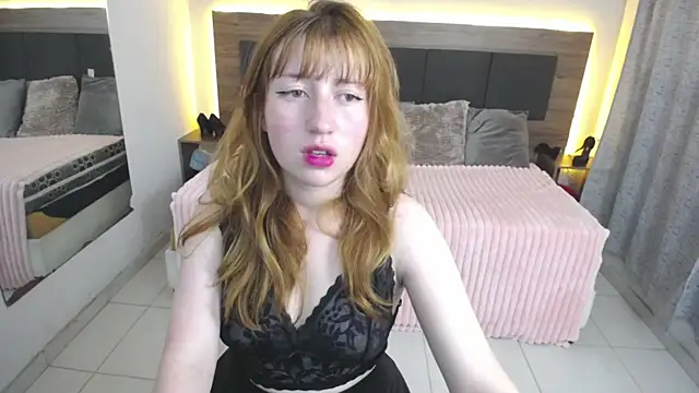 Snapshot of adhara_valkiria chatting on 05.22.26 adhara valkiria online show from 05.22.26