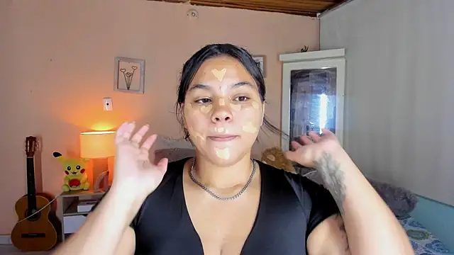 naomy ruiz  online show from 05.26.26