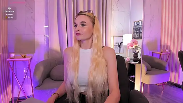 Mila  Lux online show from 06.14.26
