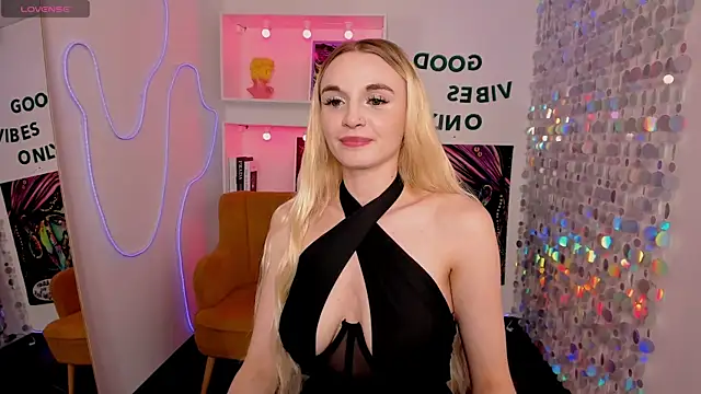 Mila  Lux online show from 06.29.26