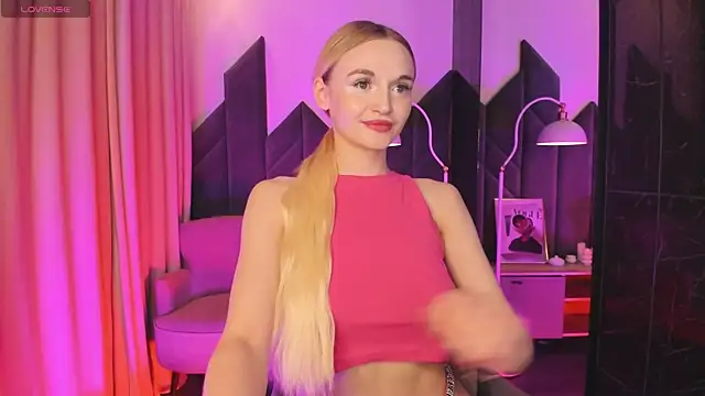 Mila  Lux online show from 07.06.26