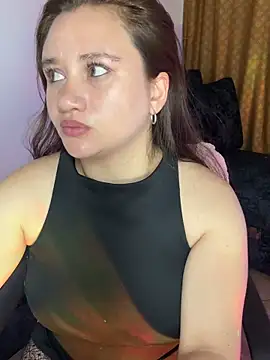 Snapshot of Sami_ferrer chatting on 05.18.26 Sami ferrer online show from 05.18.26