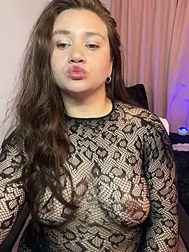 Snapshot of Sami_ferrer chatting on 05.21.26 Sami ferrer online show from 05.21.26
