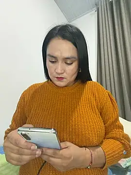 rousee69  online show from 05.26.26
