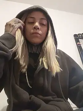 sofigirlgold online show from 05.15.26