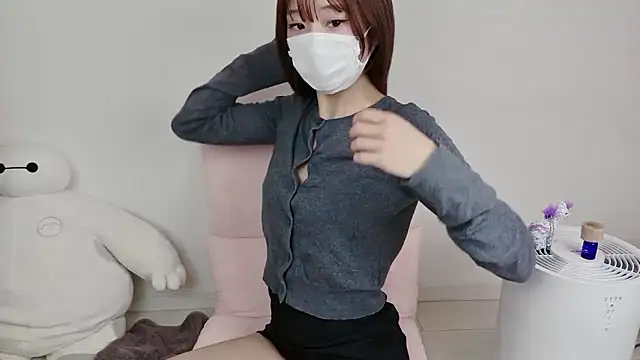Snapshot of sana_19 chatting on 06.17.26 sana 19 online show from 06.17.26