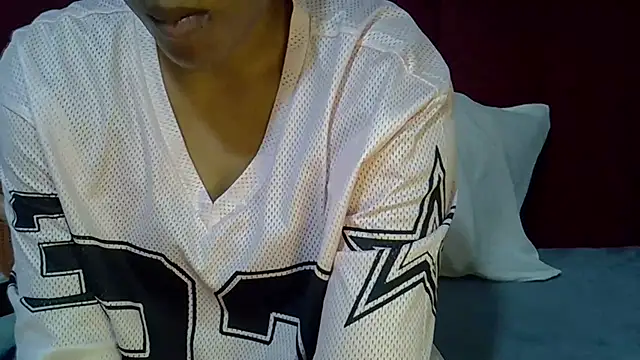 Snapshot of Queenleahx chatting on 07.08.26 Queenleahx online show from 07.08.26