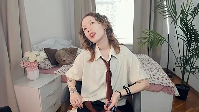 EstellaZion online show from 05.25.26