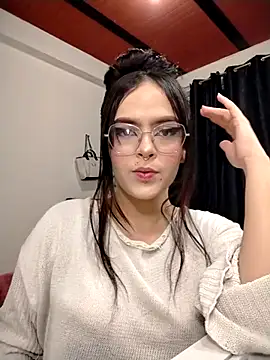 Mia Collings1 online show from 08.02.26