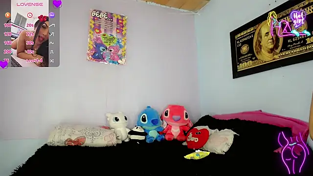 Snapshot of Emily_Hornys20 chatting on 07.15.26 Emily Hornys20 online show from 07.15.26
