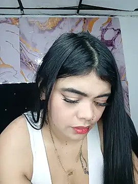 Snapshot of luxuryluna chatting on 06.10.26 luxuryluna online show from 06.10.26
