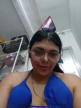 Snapshot of luxuryluna chatting on 07.12.26 luxuryluna online show from 07.12.26