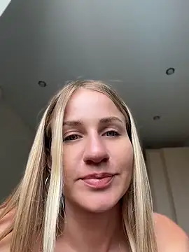 Snapshot of AnnaMist_ chatting on 07.01.26 AnnaMist online show from 07.01.26