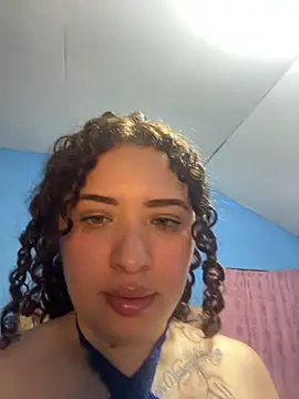 Snapshot of tefyrodri chatting on 05.16.26 tefyrodri online show from 05.16.26