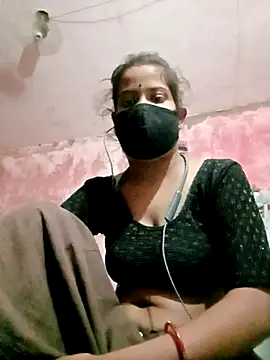 Snapshot of HOT__SANIYA140 chatting on 05.24.26 HOT SANIYA140 online show from 05.24.26