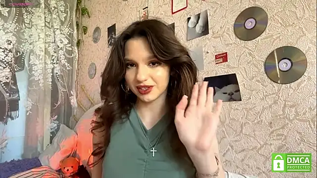 Snapshot of CarleenColley chatting on 05.25.26 CarleenColley online show from 05.25.26