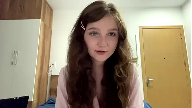 MarryWish1 online show from 05.17.26