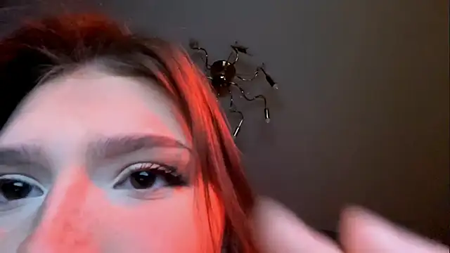 Snapshot of InessaLinova chatting on 05.16.26 InessaLinova online show from 05.16.26