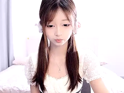 Snapshot of marigold-zzzz chatting on 05.29.26 marigold-zzzz online show from 05.29.26
