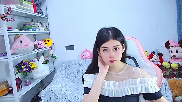 Snapshot of QinQin-888 chatting on 06.17.26 QinQin-888 online show from 06.17.26