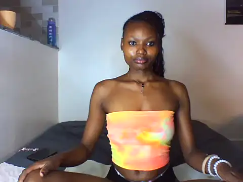 Snapshot of Lanita_Lata chatting on 05.18.26 Lanita Lata online show from 05.18.26