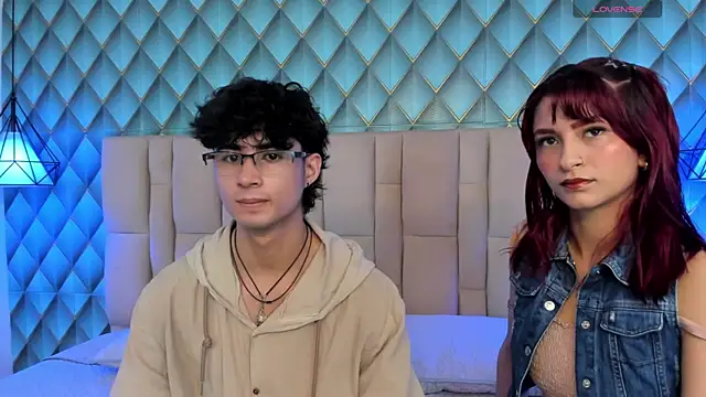 Snapshot of Sofia-Ethan chatting on 05.22.26 Sofia-Ethan online show from 05.22.26